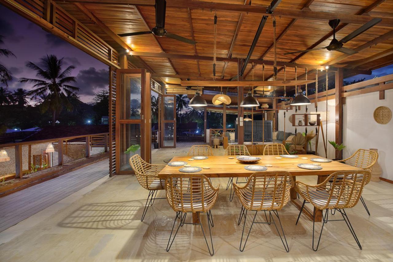 Villa Sakura. Luxury 3 Bedroom Villa. Selong Belanak Extérieur photo
