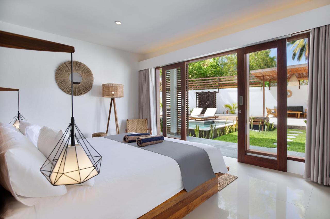 Villa Sakura. Luxury 3 Bedroom Villa. Selong Belanak Extérieur photo