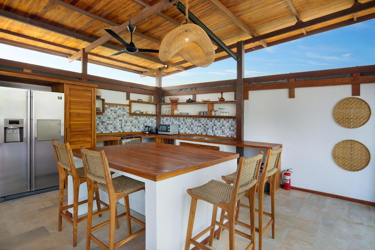 Villa Sakura. Luxury 3 Bedroom Villa. Selong Belanak Extérieur photo